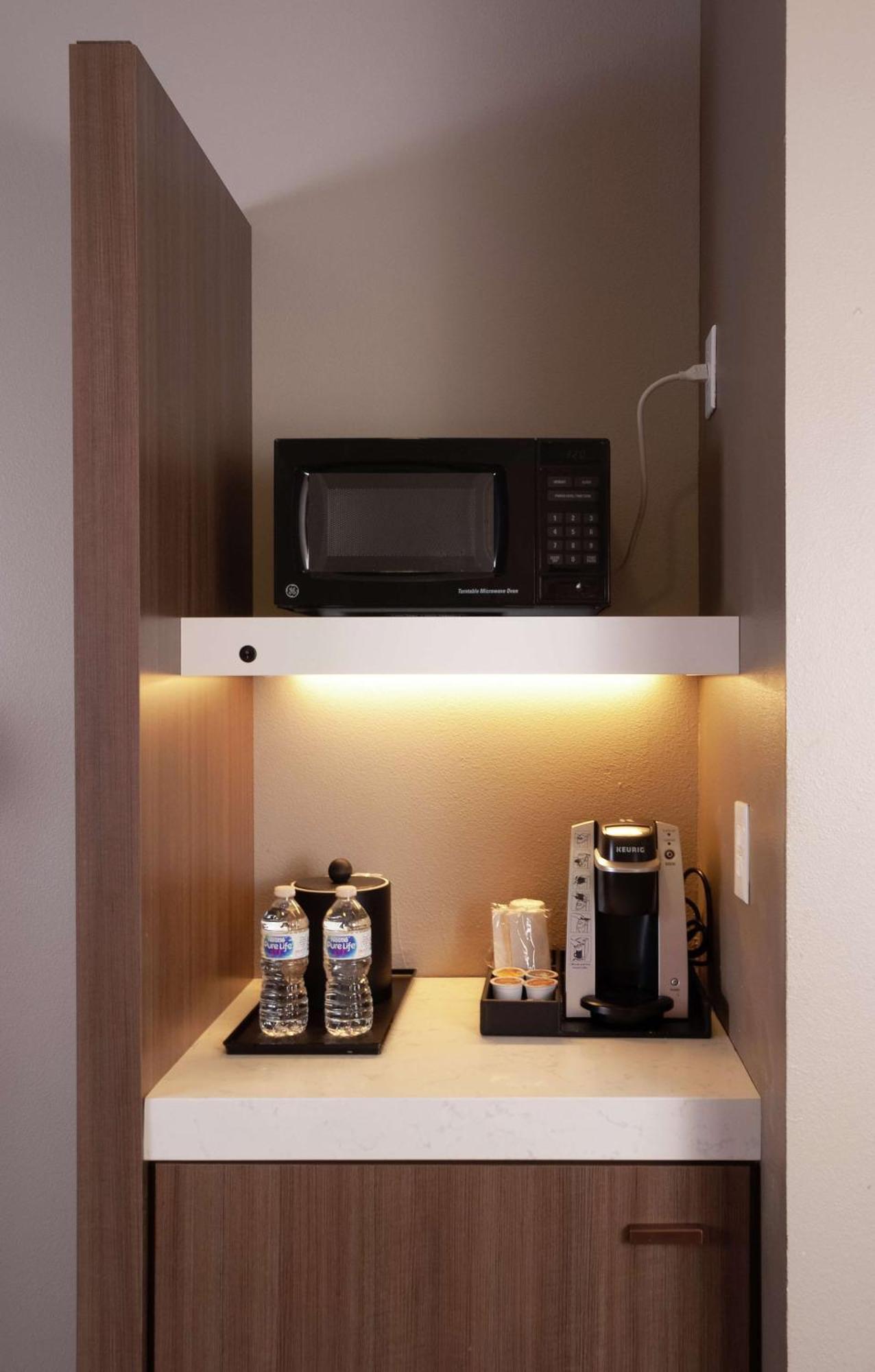 Hilton Garden Atlanta Airport/millenium Center 3* College Park