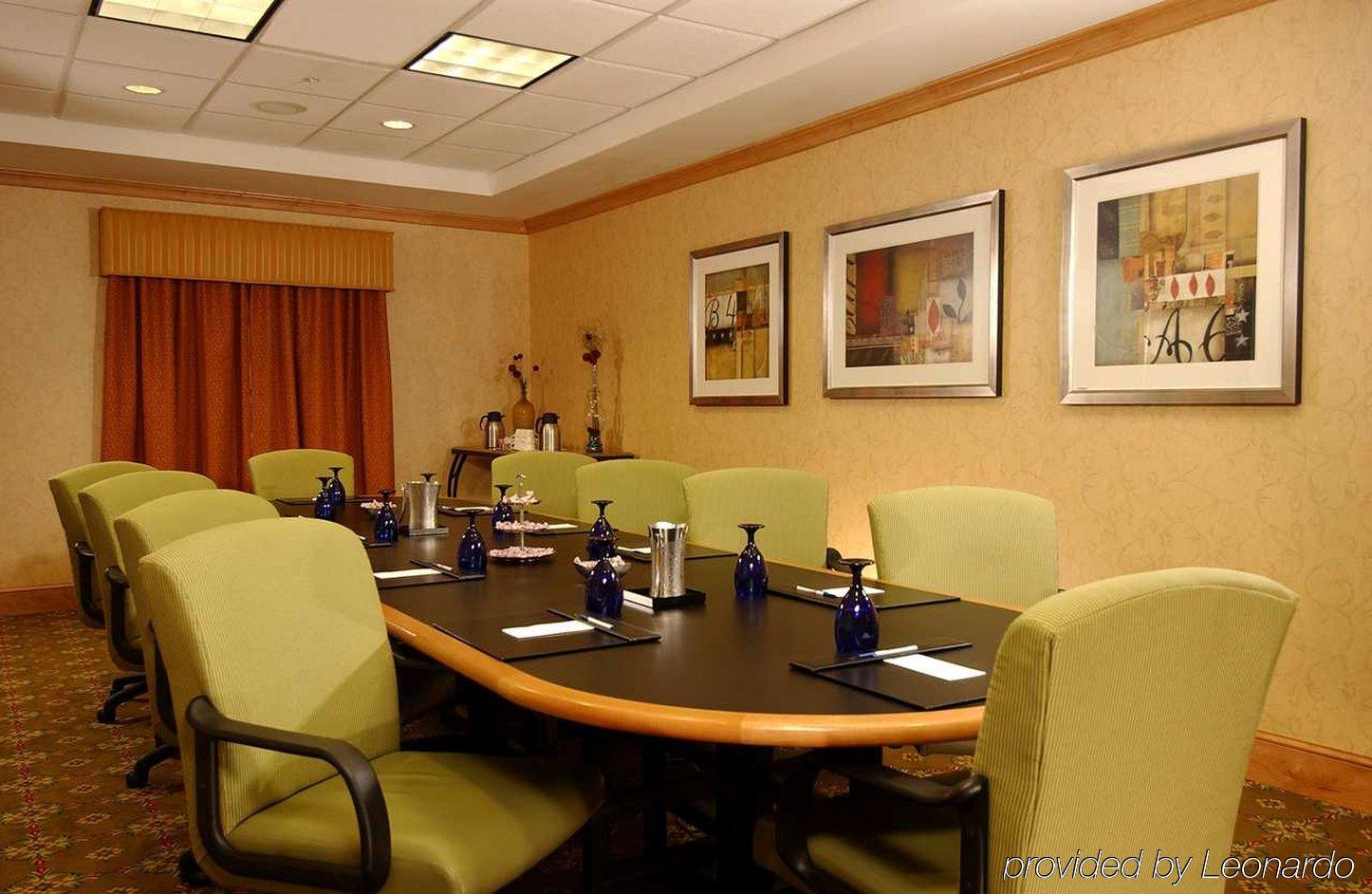 Hotel Hilton Garden Atlanta Airport/millenium Center 3*