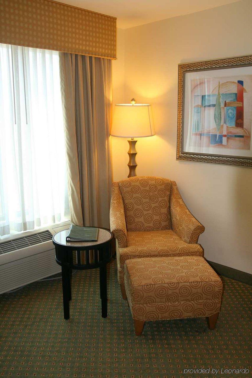 Hilton Garden Atlanta Airport/millenium Center 3*