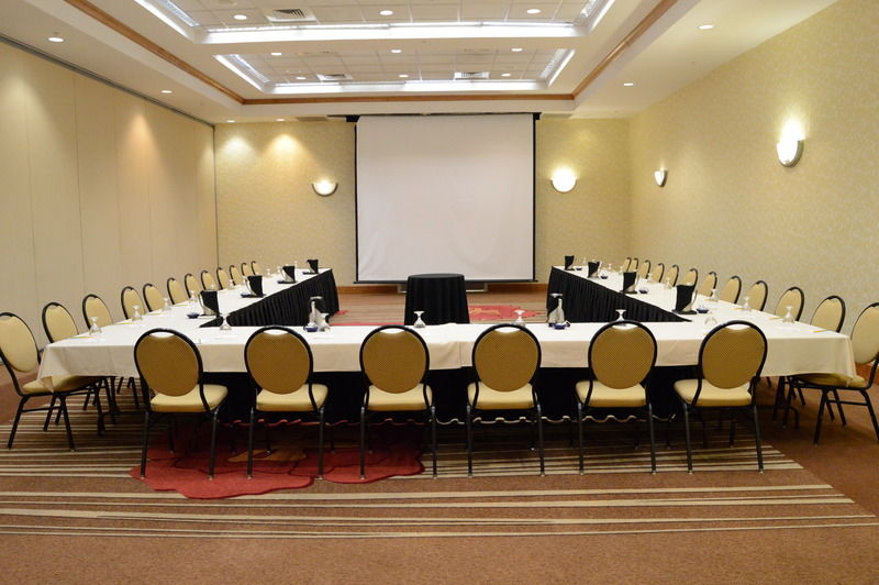 Hilton Garden Atlanta Airport/millenium Center Hotel