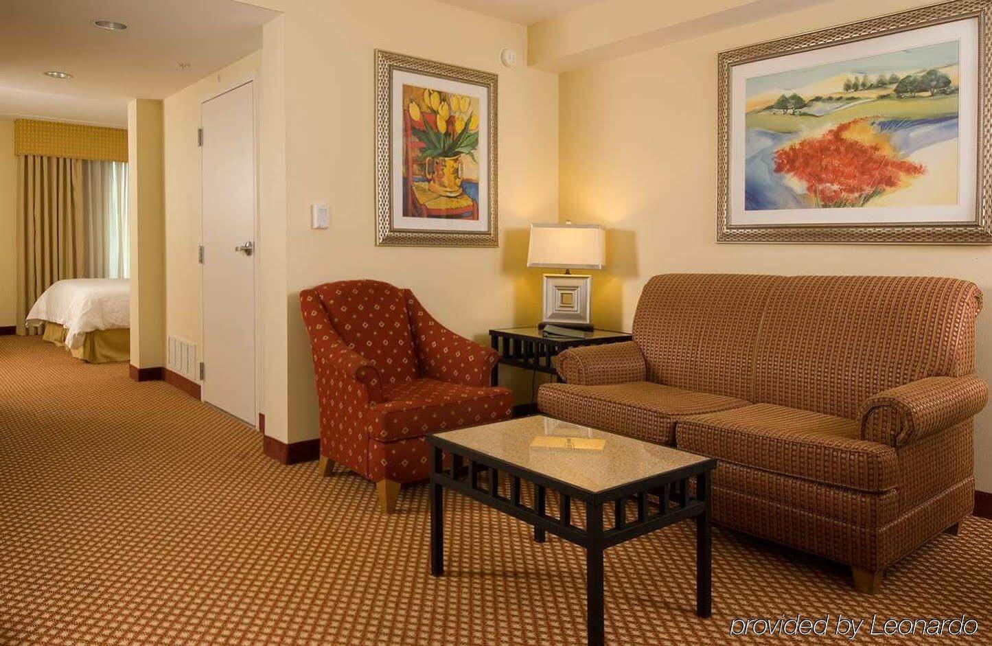 Hilton Garden Atlanta Airport/millenium Center College Park